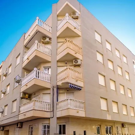 Eleonora Apartment *